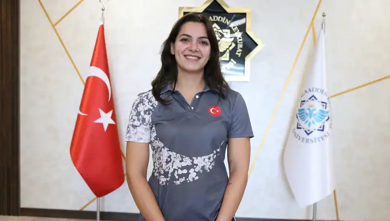 Altın Madalya Kazanan Esra’nın Hedefi: Dünya Şampiyonluğu İçin Hazırlık Süreci