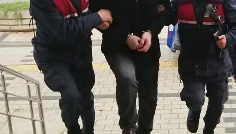 Trabzon'da Çarpıcı Gelişme: 6 Firari Hükümlü Yakalandı!